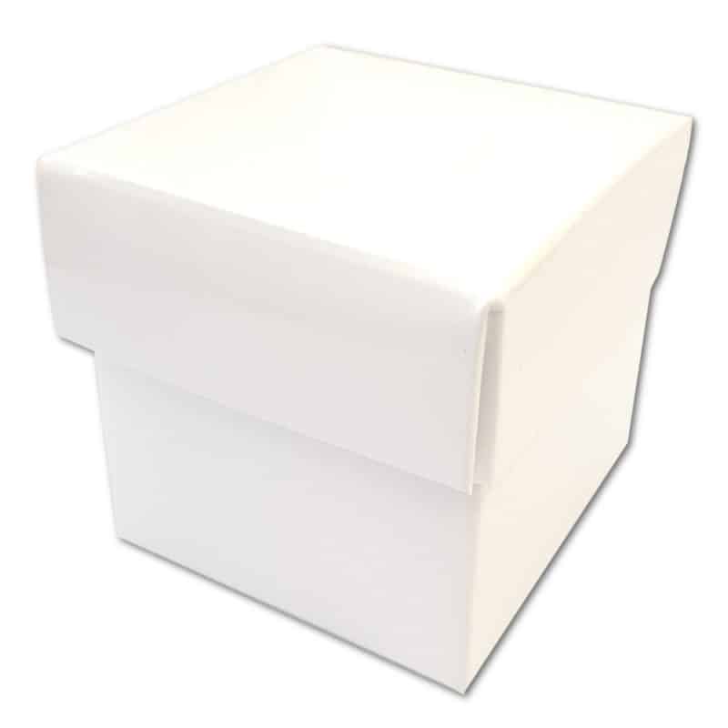 Cube blanc vernis